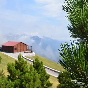 https://buni-i-bajraktarit.albaniahotels.org